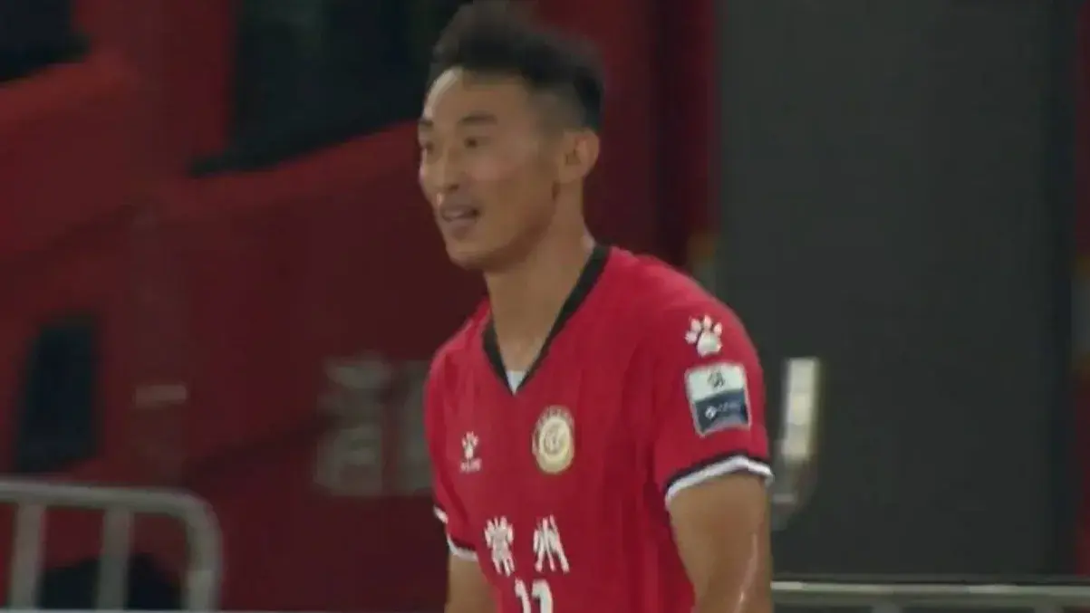 两支倒数球, 零封连云港, 的战术配合