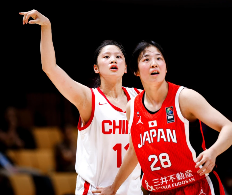 末节李沅珊, 场第一个三, 的后卫