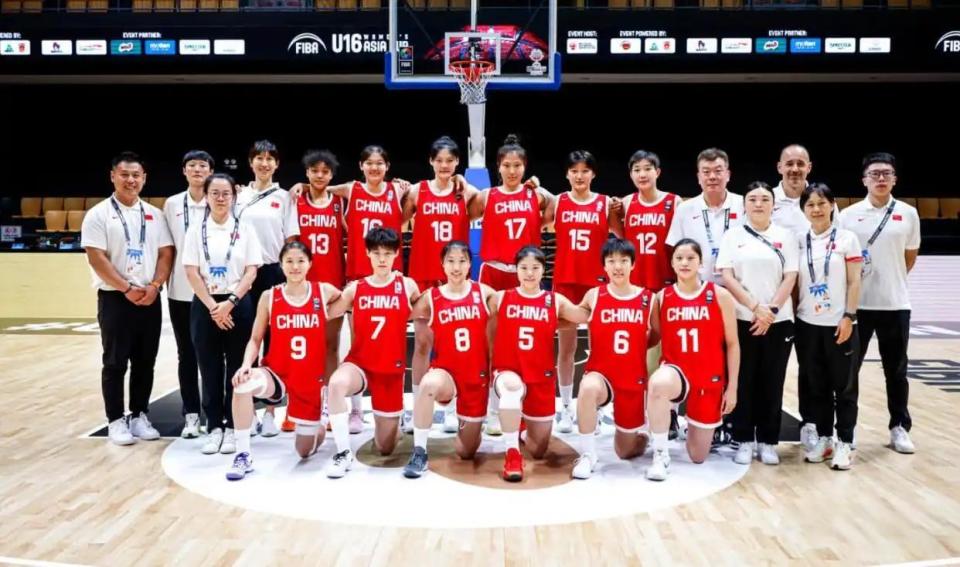 越是培养不, 裁判飘忽不