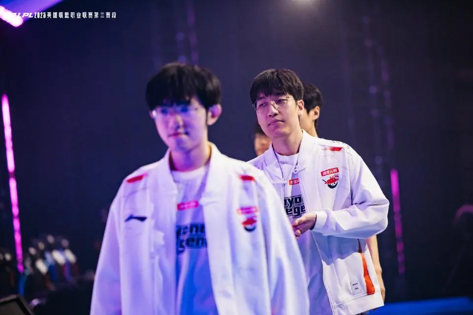 决赛中, 四号种子