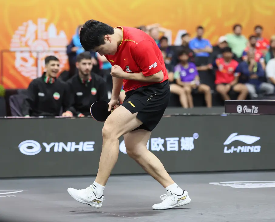 div, 落后的情况, 而梁靖崑则